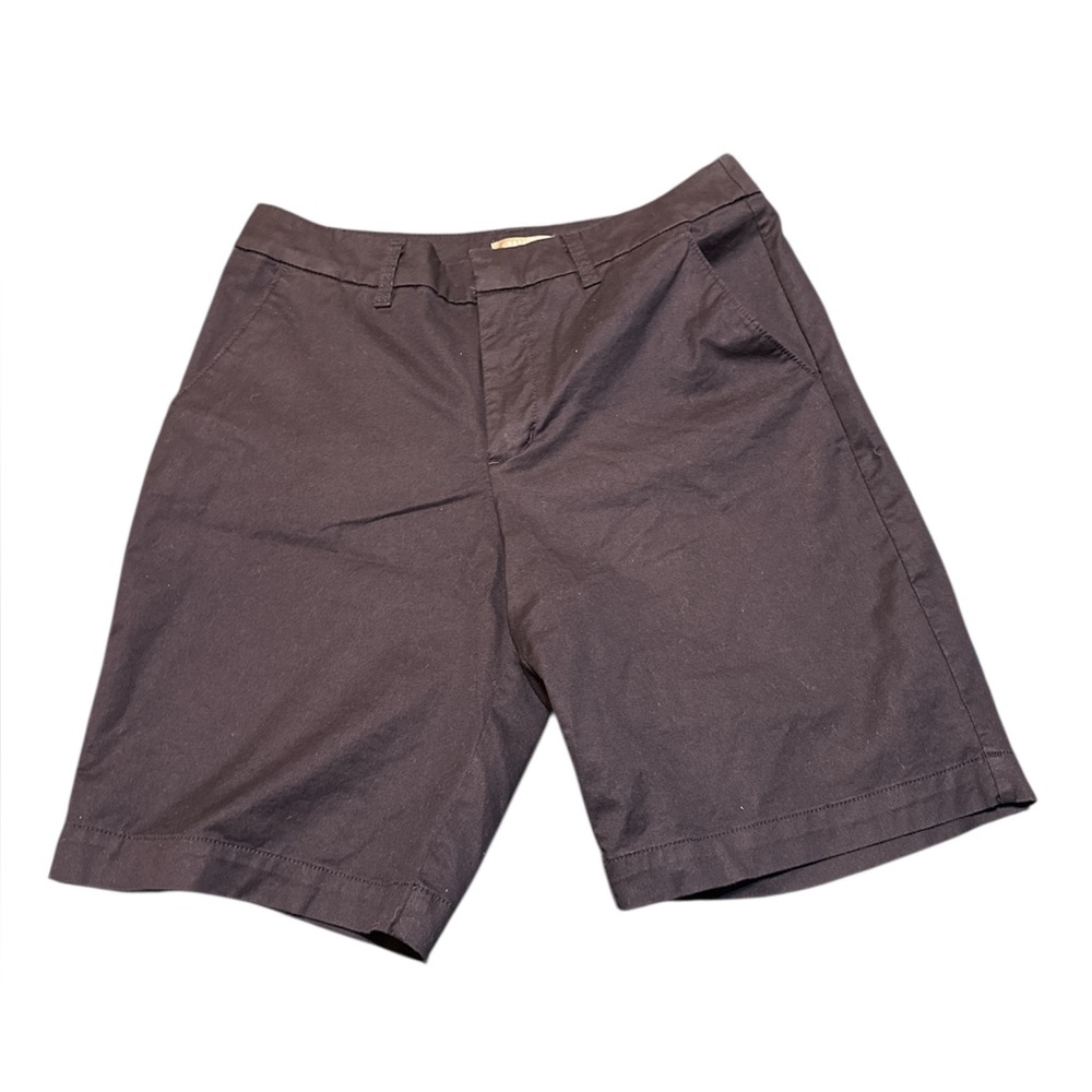 New without tags Women’s Size Medium MATTY M Bermuda Shorts. Navy Blue